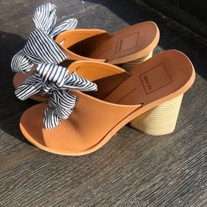 Dolce Vita Shoes - size 6